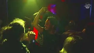 0-800-PARTIES