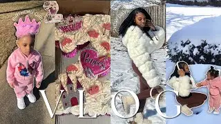 WEEKLY VLOG | BIRTHDAYS & SNOW DAYS | ZARI’S FIRST SNOW DAY, BOWLING WITH FAMILY, & ZARI TURNS 2