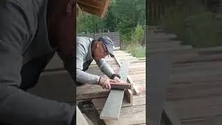 Один рабочий день на стройке, делаем вручную #wood#стройка#пилим#ручнойтруд
