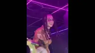Инстасамка Выгнала Парня Во Время Выступления! #инстасамка
