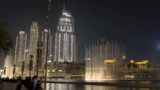 Astonishing performance Dubai fountain / September 2022 / Dubai / Burj-Khalif / Dubai-Mall
