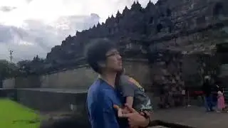 SUASANA CANDI BOROBUDUR DI SORE HARI
