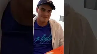 Entrevistamos unos ex en el listening de nuestra nueva cancion