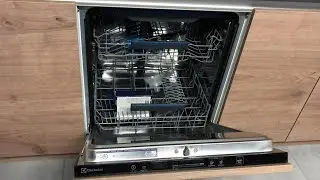 Electrolux  EEM48321L QuickSelect // dishwasher