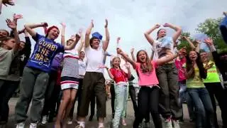 Флэшмоб по русски   2  СИБИРСКИЙ ХОРОВОД! Russian style flash mob from Siberia