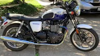 Triumph Bonneville “Blue Angel”
