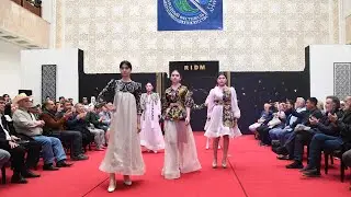 Zamonaviy va an'anaviy liboslar namoyishi