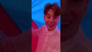 Компоту разрешили залезть во внутрь шара😂💙 #compot #shorts