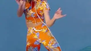 Nicolette Bailando 