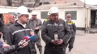 В бомбоубежище Донецка. Азов о бое в Широкино. Военные и алкоголь на Львовщине - TIME CODE №184