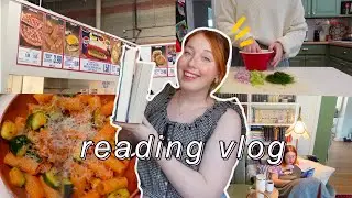 cozy reading vlog: hello I am obsessed with this fantasy book!