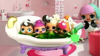 LOL Surprise Dolls Sleepover at Pranksta's House💤Nighttime Routine✨ Family 😵Barbie 💗Toys & Dolls