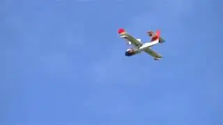 Canadair CL-415 немного пилотажа