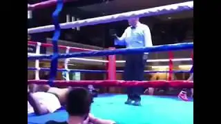 Frank Sanchez gana por TKO