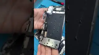 Айфон 11 с сюрпризом внутри 😁 Разбор устройства для замены дисплея.