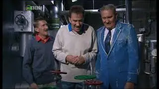 ChuckleVision S14E11 Run Robot Run (Widescreen) (2007 Pre-September Logo)