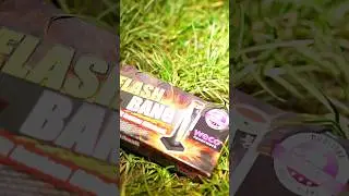 FLASH BANG von Lidl für 3,49€ 🔥 #feuerwerk #silvester #lidlfeuerwerk #shorts