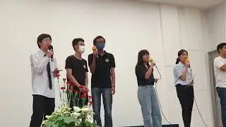 毕业了