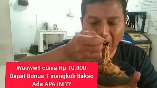 Makan Bakso enak sekali