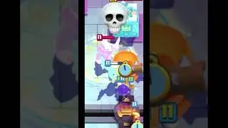 Average super mini pekka game (clash royale)