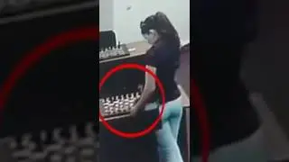 ¿Esta mujer esta LOCA? ♟️💀 #miedo #shorts