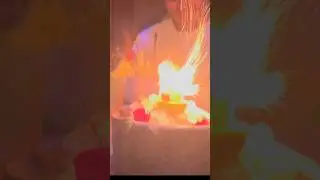 MY DRINK CAUGHT ON FIRE AT DISNEYLAND 