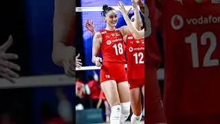 Zehra Gunes 💞 is dancing 💃❤️#zehragunes #volleyball #viralshort #short