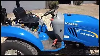 New Holland Boomer 25 Compact Tractor @agrihort1887