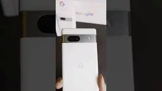 Unboxing van de zojuist aangekondigde Google Pixel 7a🤙Wat vind jij van de smartphone?🤔#googlepixel7a