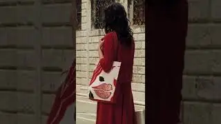 CASINO ROYALE | Bond Sees Vesper Hand Over The Briefcase