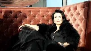 Yana Kay - Behind The Scenes Photoshoot