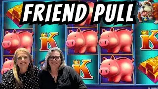 Friend Pull with @SpanglishFun on Piggy Bankin' #slots #casino #slotmachine