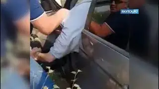 В Якутске бдительные горожане самостоятельно задержали пьяного водителя