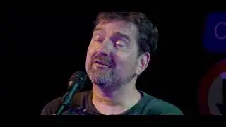 Engel & Paul - Kamer vol Trofeeën