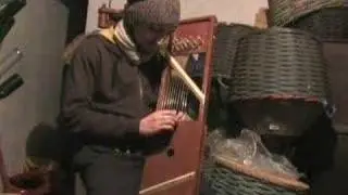 Re: SHOW ME YOUR HOMEMADE INSTRUMENTS: LYRE