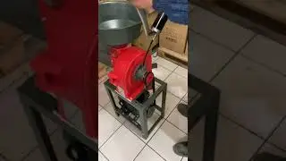 Molino chancador europeo para granos harina forraje motor eléctrico 3HP 220V www.tecnodeliv.cl