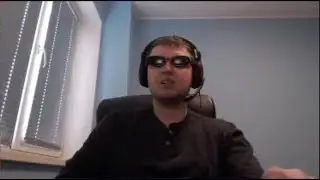 Папич в очках