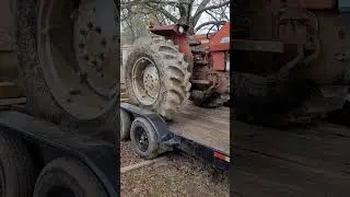 Old Massey Ferguson tractor #youtubeshorts #youtube #antique #tractor #country