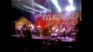 Uli Shanes't feat WALI band di Islamic Center Brebes