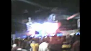 ARTISTA EN LA CANCHA DE REBOLITO.3gp
