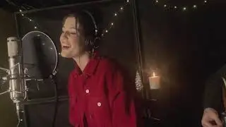 Julia Gargano — The Christmas Song (xmas studio session)