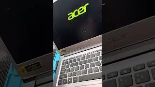Przy okazji sprawdzam ładowanie i skręcam ostatecznie #acerswift3 #acer @sinutronixindustries