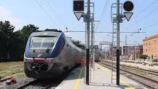 Doppio Minuetto in partenza dal binario 5 di S.Agata M.