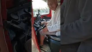 Tuk tuk vs Bentley