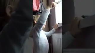 Scarlett_Official 1# tu, wlazła mi mucha...