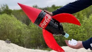 Experiment Coca Cola Rocket vs Mentos