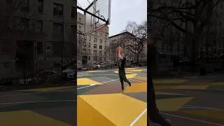 Dunking as a short guy 🏀 ⛹🏼‍♂️