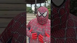 Hombre araña capulina cobra la foto😅 #humor #pakitoquetzalcoatl #hombrearaña #hombrearañacapulina