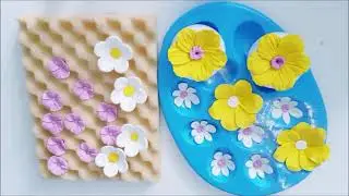 Part One of the Tropical Cake: Simple Fondant Flowers