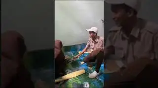 BOCIL SMA NEMBAK CEWEK DI DEPAN TEMAN SEKELASNYA